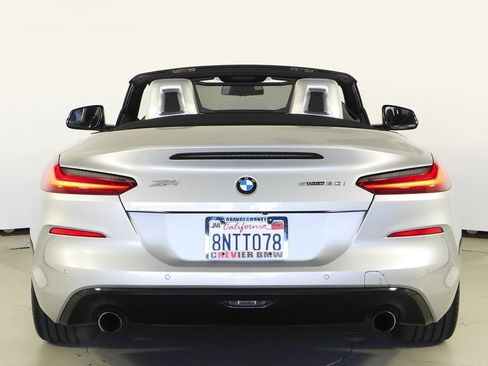 Used 2020 BMW Z4 sDrive30i w/ Driving Assistance Package image 8