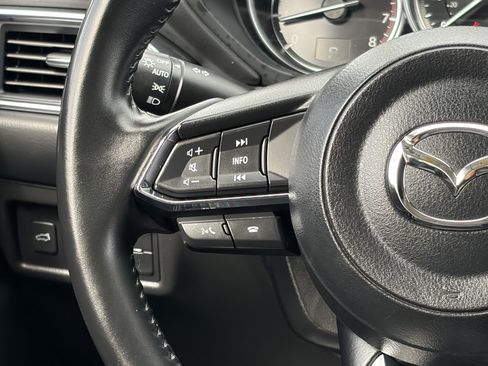Used 2025 MAZDA CX-5 AWD 2.5 S w/ Preferred Package image 17