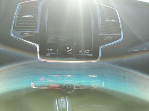 Used 2017 Volvo XC90 T6 Inscription w/ Vision Package image 18