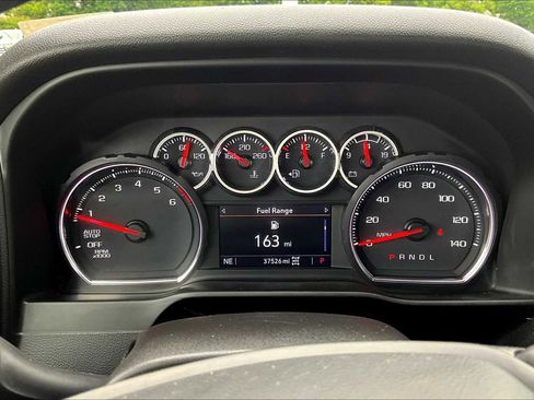 Used 2021 Chevrolet Silverado 1500 RST image 24