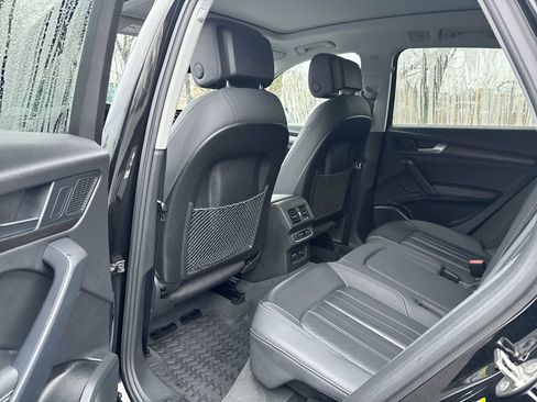 Used 2021 Audi Q5 Premium Plus image 12