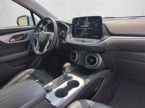 Used 2023 Chevrolet Blazer LT w/ Sound & Technology Package FWD image 24