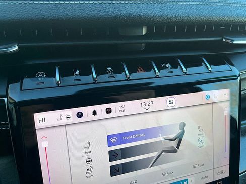 Used 2023 Jeep Grand Cherokee Limited w/ Luxury Tech Group II image 29