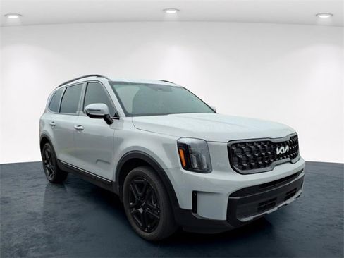 Used 2024 Kia Telluride EX X-Line image 9