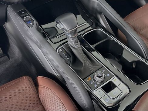 Used 2023 Kia Telluride SX Prestige image 17