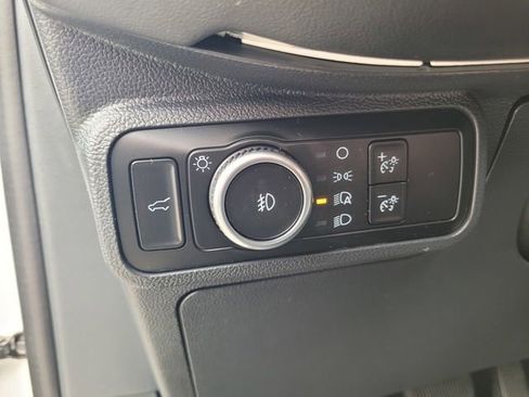 Certified 2025 Ford Explorer ST image 17