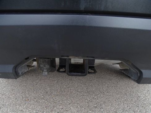 Used 2022 GMC Acadia Elevation image 4