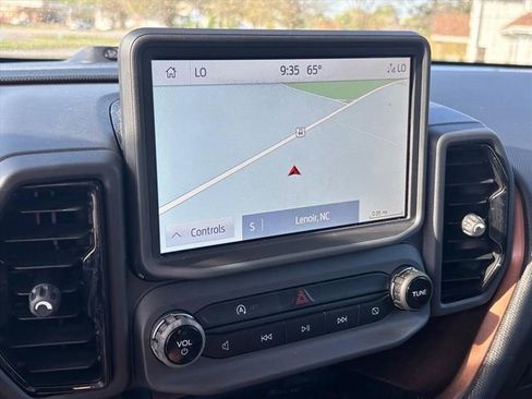 Used 2024 Ford Bronco Sport Outer Banks w/ Tech Package image 4