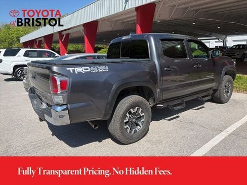 Used 2020 Toyota Tacoma TRD Off-Road AWD/4WD image 8