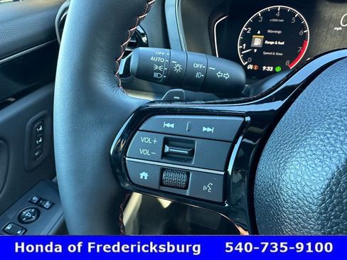 Certified 2025 Honda Pilot TrailSport image 29