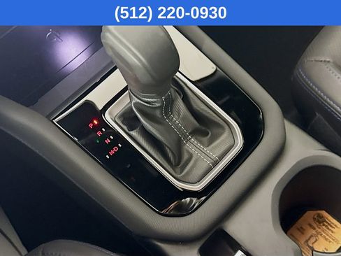 Certified 2025 Subaru Forester Limited image 21