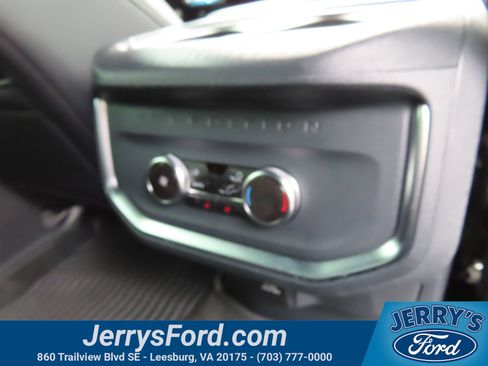Used 2025 Ford Expedition Tremor AWD/4WD image 37