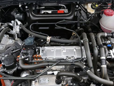 Used 2023 Mercedes-Benz EQB 250+ 250+ w/ Exclusive Package image 43