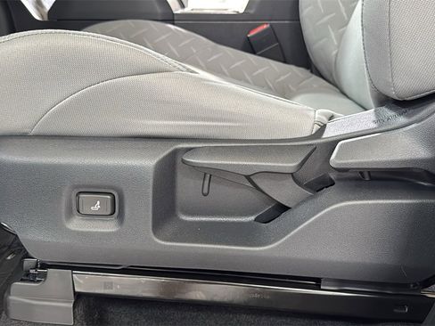 New 2025 Toyota Tacoma SR5 image 14