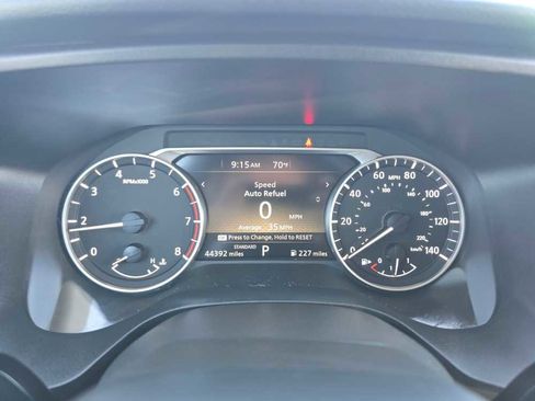 Used 2025 Nissan Rogue SV image 20