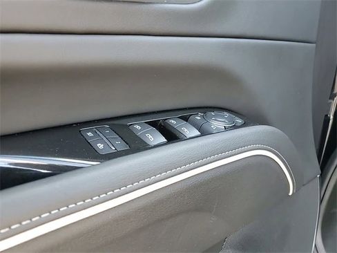 Certified 2024 Cadillac Escalade Premium Luxury image 17