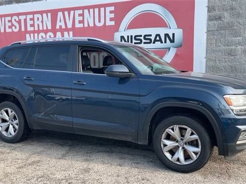 Used 2019 Volkswagen Atlas SE image 3