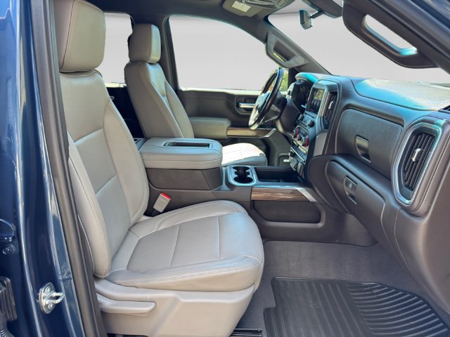 Used 2019 Chevrolet Silverado 1500 RST w/ True North Edition AWD/4WD image 16