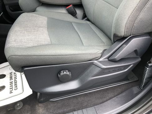 Used 2023 Ford F150 XLT w/ Trailer Tow Package image 14