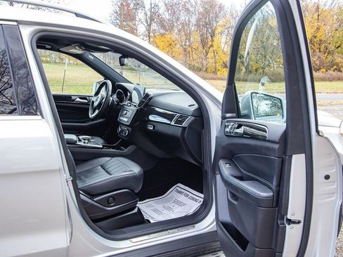 Used 2019 Mercedes-Benz GLS 450 4MATIC w/ Premium 1 Package image 17