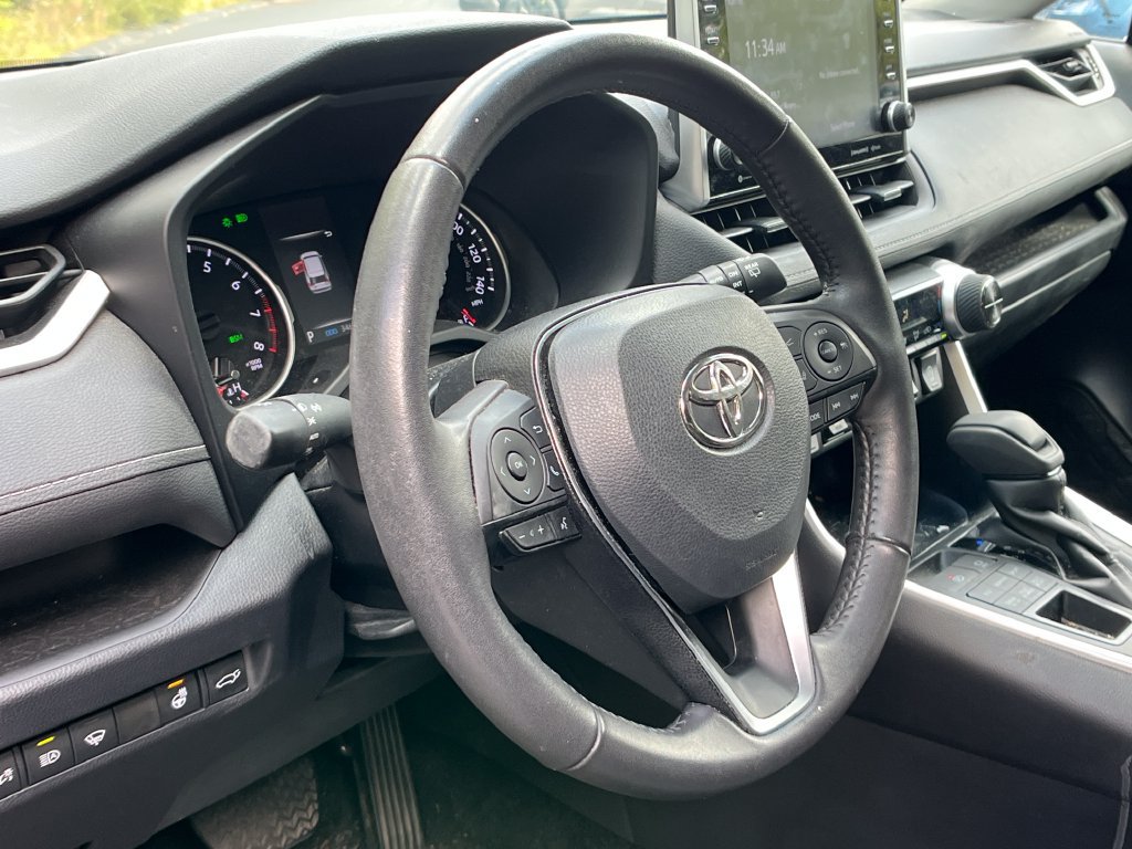 Certified 2022 Toyota RAV4 XLE w/ Convenience Package AWD/4WD image 36