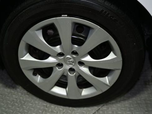 Used 2023 Toyota Corolla LE image 17