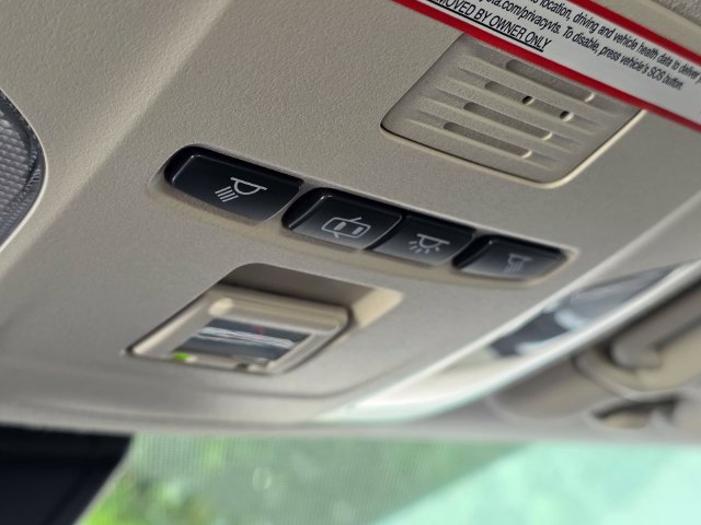 Used 2022 Toyota Corolla LE w/ Carpet Mat Package (TMS) FWD image 36