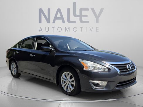 Used 2015 Nissan Altima 2.5 S w/ Sport Value Package FWD image 7