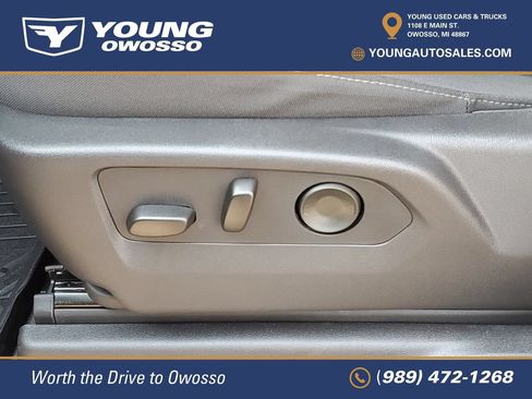 Used 2026 Chevrolet Silverado 1500 Custom Trail Boss AWD/4WD image 9