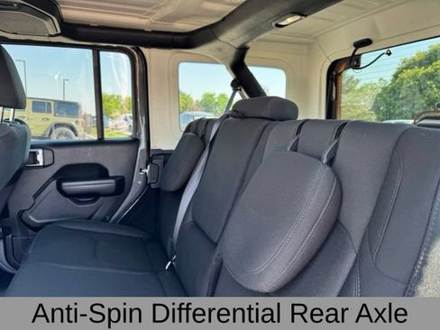 Certified 2023 Jeep Wrangler Unlimited AWD/4WD image 19