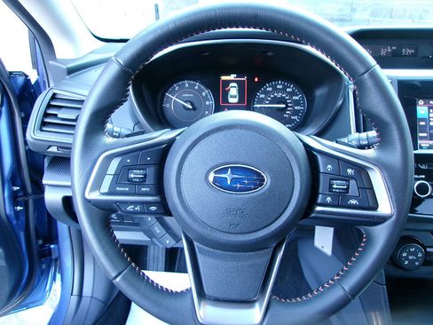 Used 2019 Subaru Crosstrek 2.0i Premium w/ Eyesight System AWD/4WD image 19