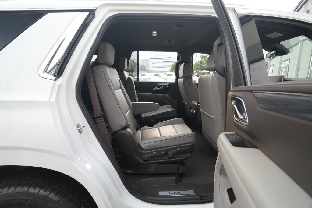 Used 2024 GMC Yukon SLT RWD image 39