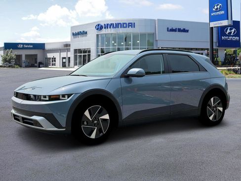 New 2025 Hyundai Ioniq 5 SEL image 2