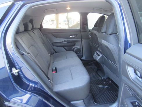 Used 2024 Nissan Ariya FWD image 22