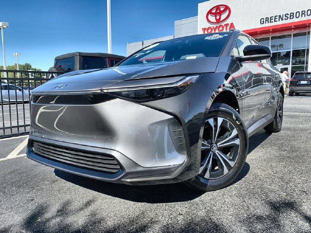 Used 2024 Toyota bZ4X FWD w/ Weather Package image 4