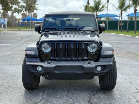 Used 2018 Jeep Wrangler Sport AWD/4WD image 5
