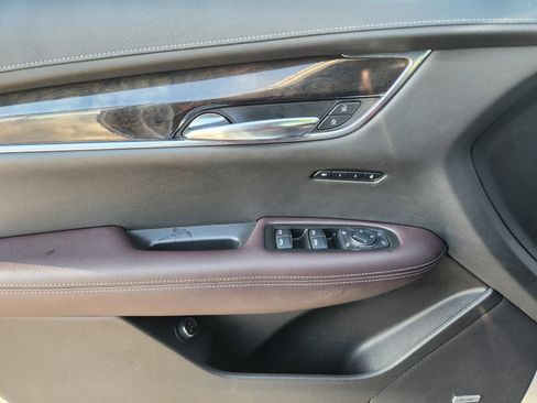 Used 2020 Cadillac XT6 Premium Luxury image 29