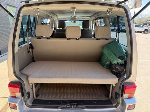 Used 2002 Volkswagen Eurovan MV image 28