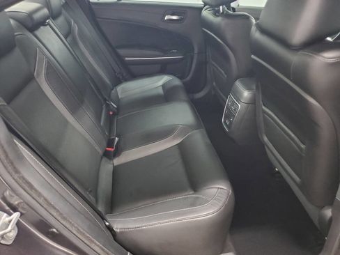 Used 2019 Dodge Charger SXT w/ Plus Group RWD image 17