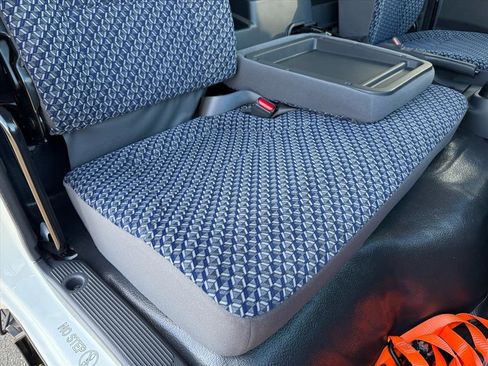 New 2024 Chevrolet Low Cab Forward image 22