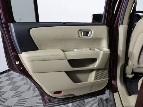 Used 2012 Honda Pilot Touring image 17