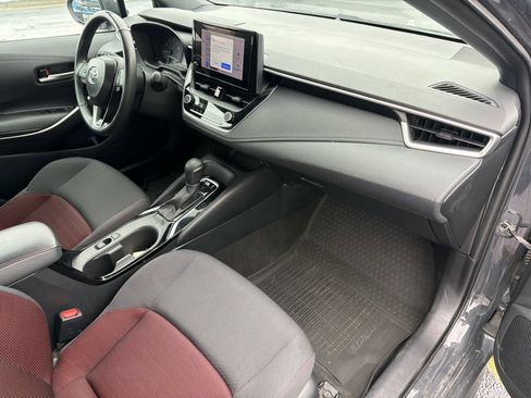 Used 2024 Toyota Corolla SE image 12