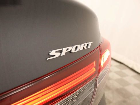 Used 2025 Honda Civic Sport image 19