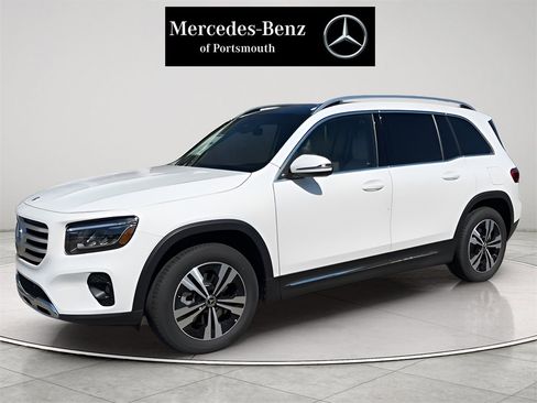 New 2026 Mercedes-Benz GLB 250 4MATIC image 4