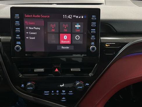 Used 2021 Toyota Camry XSE FWD image 15