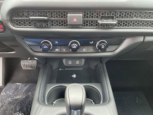 New 2026 Honda HR-V LX image 18