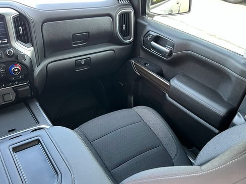 Used 2021 Chevrolet Silverado 1500 LT Trail Boss w/ Convenience Package II AWD/4WD image 20