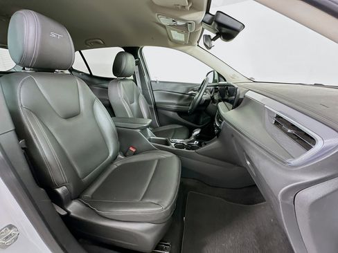 Used 2024 Buick Encore GX Sport Touring w/ Comfort Package image 30