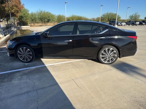 Used 2023 Nissan Altima 2.5 SL image 28