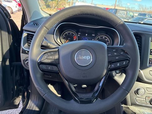 Used 2023 Jeep Cherokee Altitude Lux w/ Lux Elite Package image 27